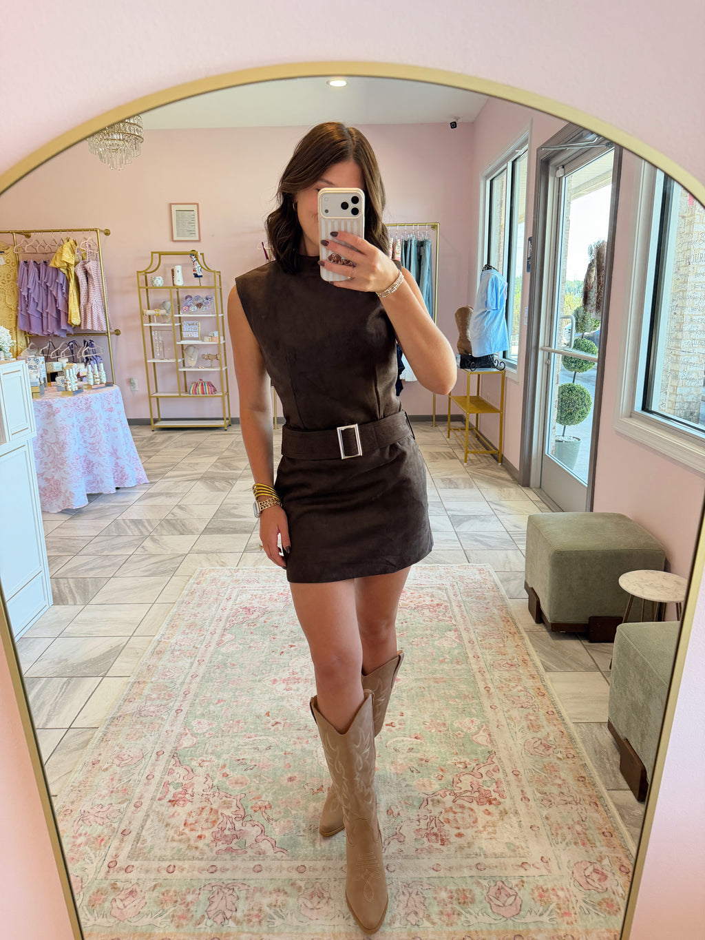 The Brown Mini